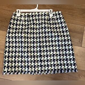 Tweed Mini Skirt in cream/navy/pink/yellow/silver Houndstooth size 8.